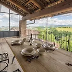 Διαμέρισμα Arpuse, Relax Nelle Langhe - Barolo, With Pool