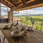 Apartamento Arpuse, Relax Nelle Langhe - Barolo, With Pool