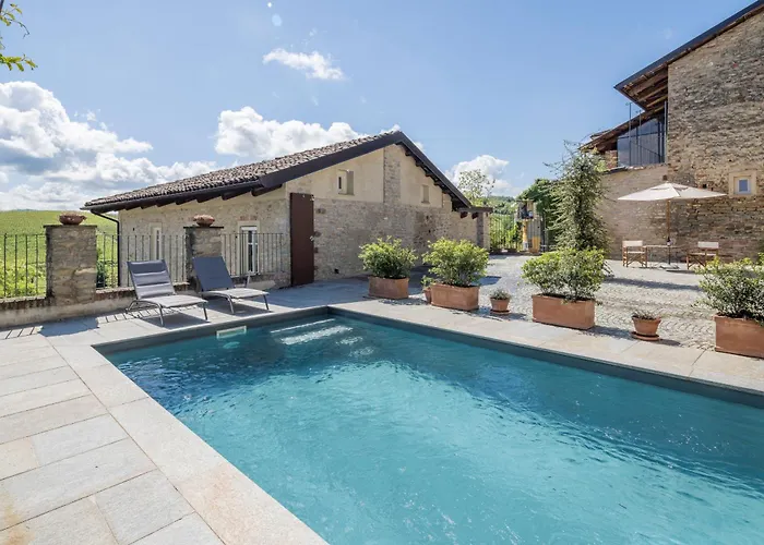Arpuse, Relax Nelle Langhe - Barolo, With Pool Appartement *