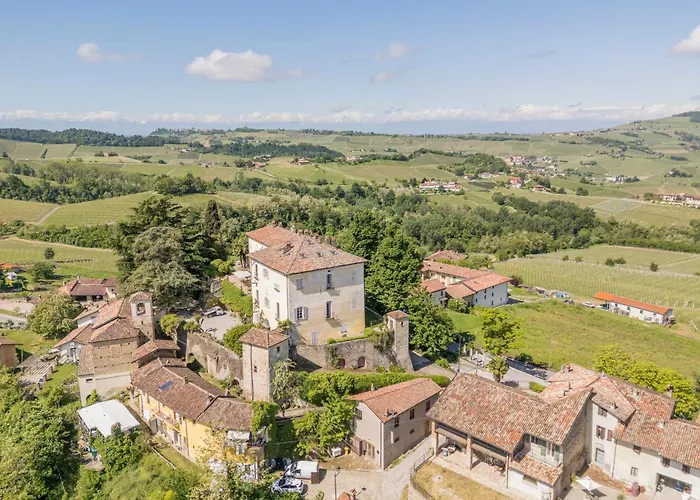 Arpuse, Relax Nelle Langhe - Barolo, With Pool