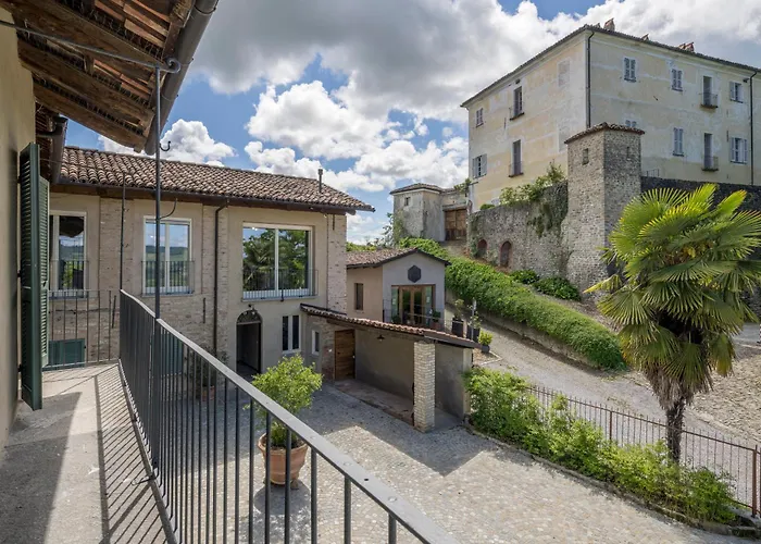 Apartment Arpuse - Ca Renato With Pool And Private Terrace Monforte dʼAlba