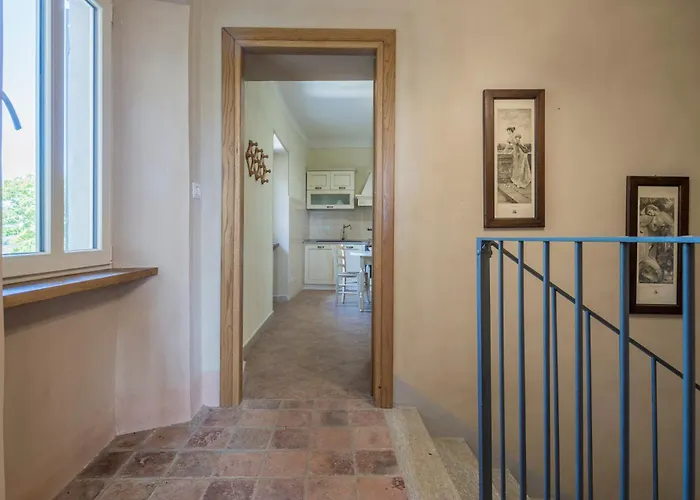 Apartment Arpuse - Ca Renato With Pool And Private Terrace